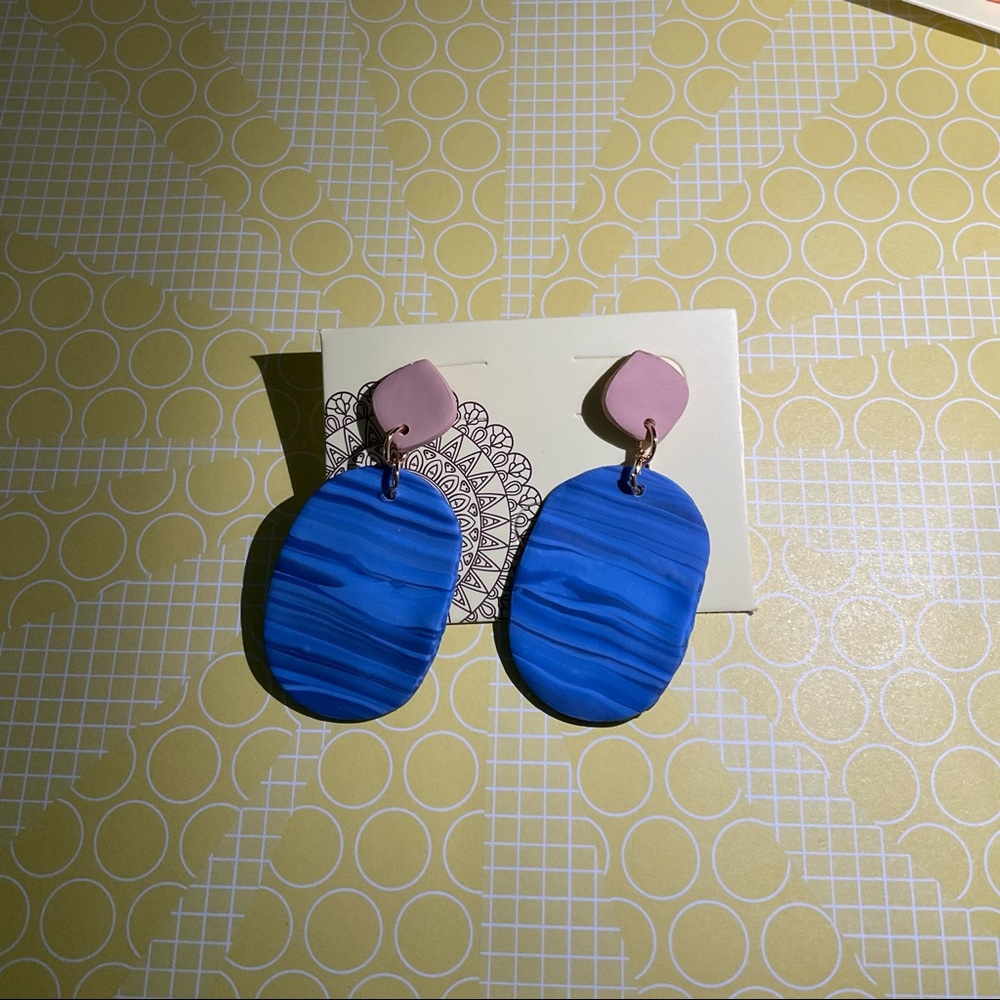 Goldy’s Earrings